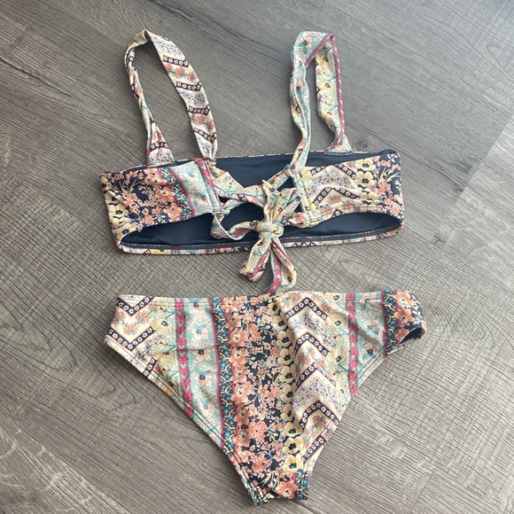 Girls O’Neill Bikini - Picture 3 of 6